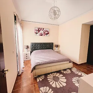 With 2 Bedrooms, Playa La Tejita Сasa de vacaciones